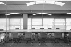 © MOI | sala de reuniones Vidyenol | www.moi.es | mobiliario equipamiento fotografia